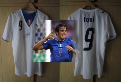 toni avec squadra azzurra